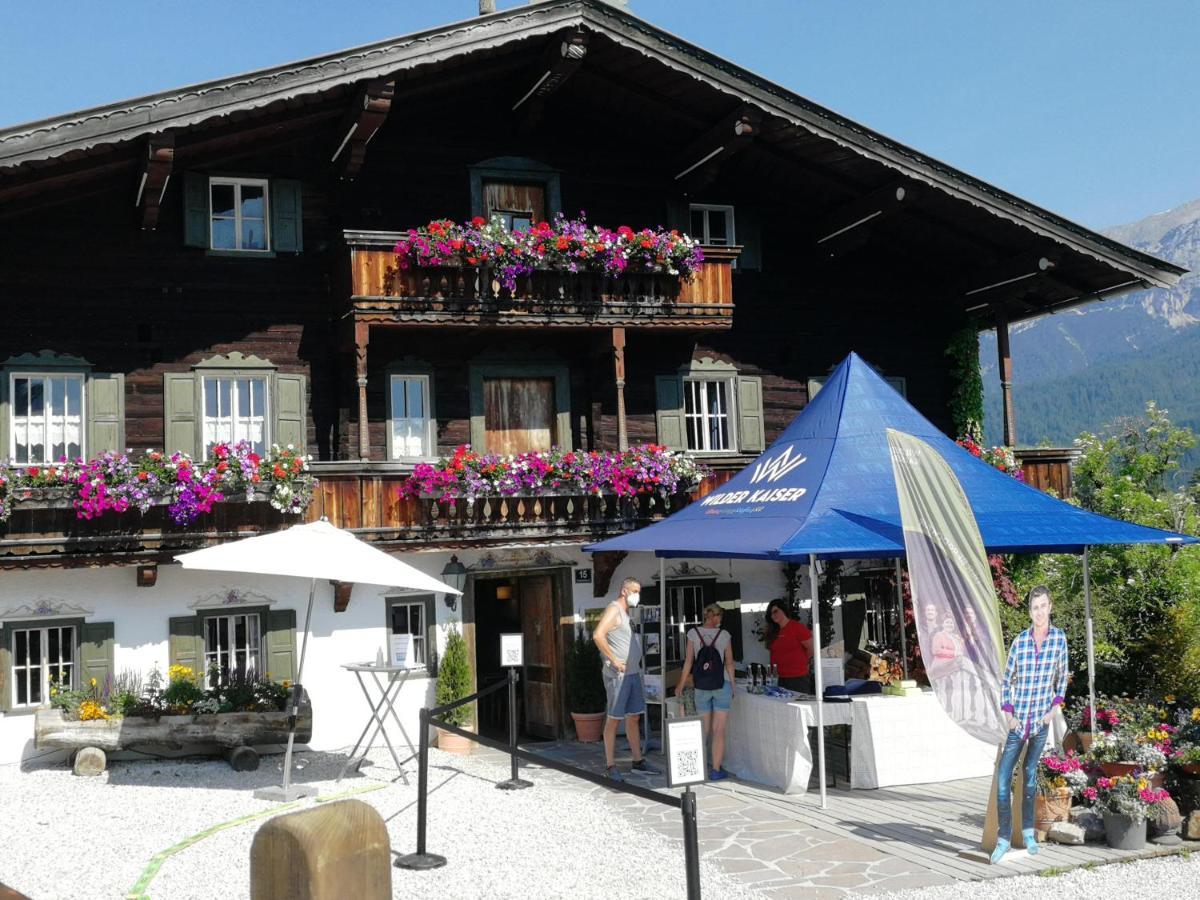 Ferienwohnung Ehrensberger Brixen im Thale Bagian luar foto